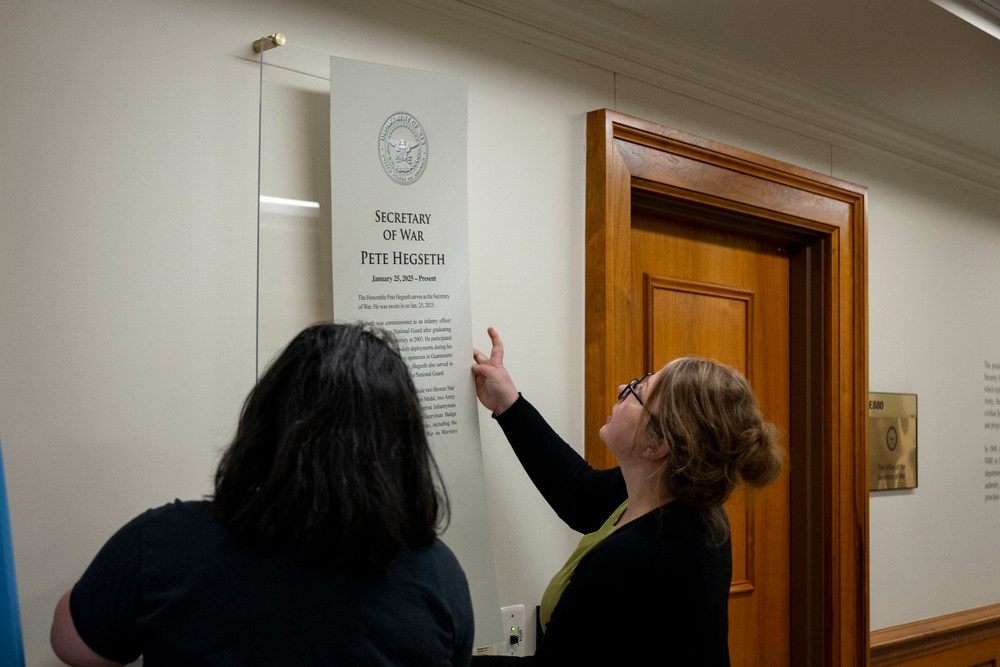 Department of War Plaques Change