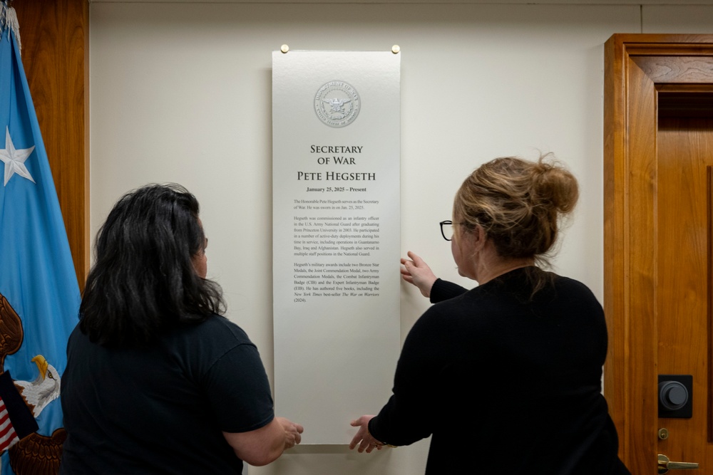 Department of War Plaques Change