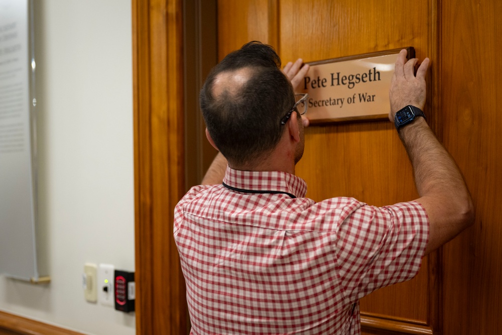Department of War Plaques Change