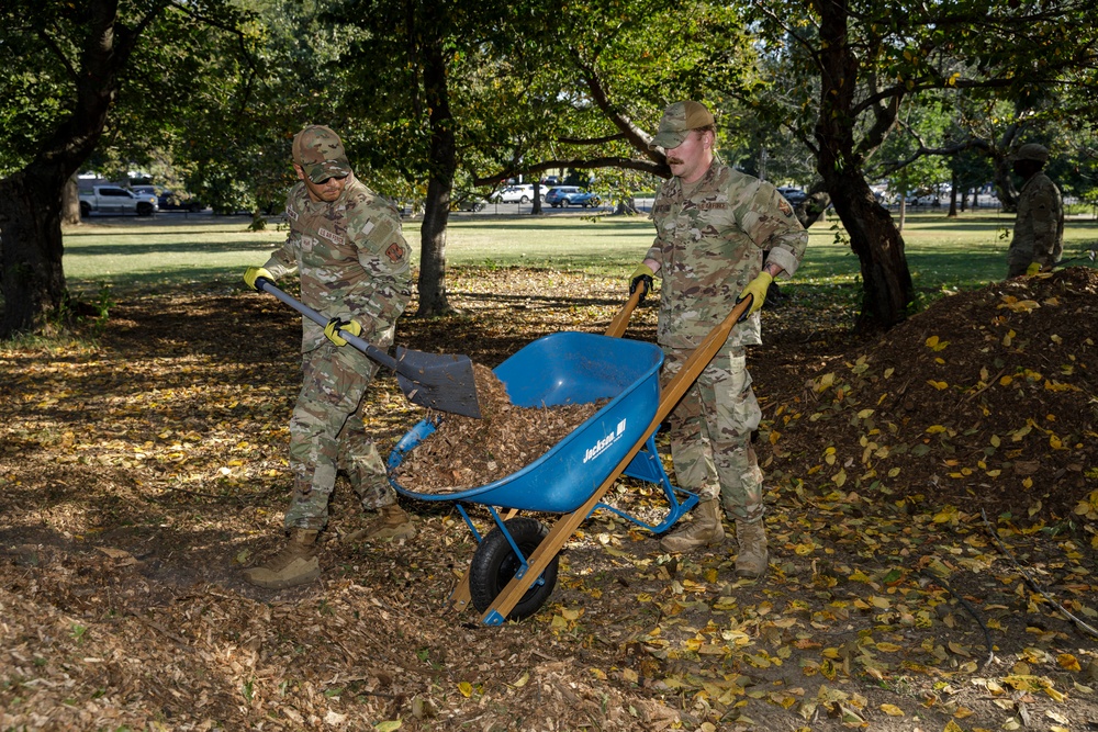 D.C. National Guardsmen distribute mulch in support of the D.C. Safe and Beautiful mission