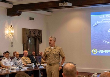 Adm. Steve Koehler, commander, U.S. Pacific Fleet, delivers remarks at the Combined Force Maritime Component Commander  flag course