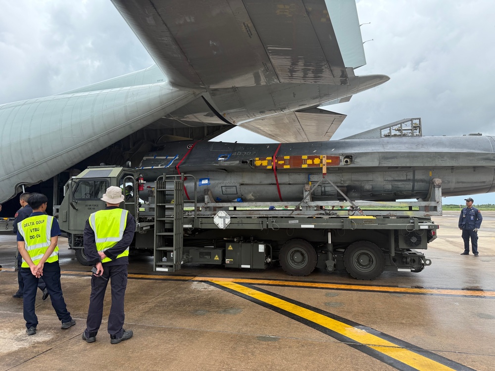 733rd Air Mobility Squadron supports Royal Thai Air Force in Precision F-16 Airlift
