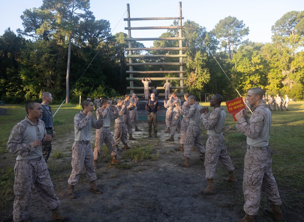 India Company Conducts Confidence Course
