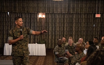 SMMC Ruiz visits 1st MAW and SNCOA in Okinawa