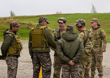 Indian Army and U.S. Army train together