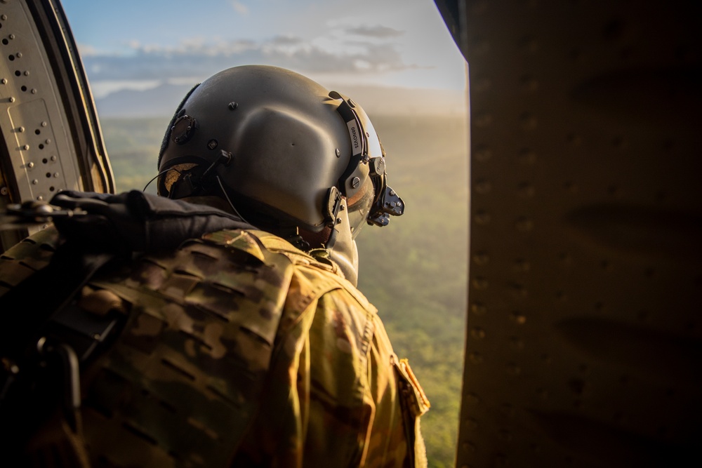 25th CAB Conducts Blackhawk Multi-ship Operations
