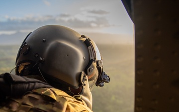 25th CAB Conducts Blackhawk Multi-ship Operations