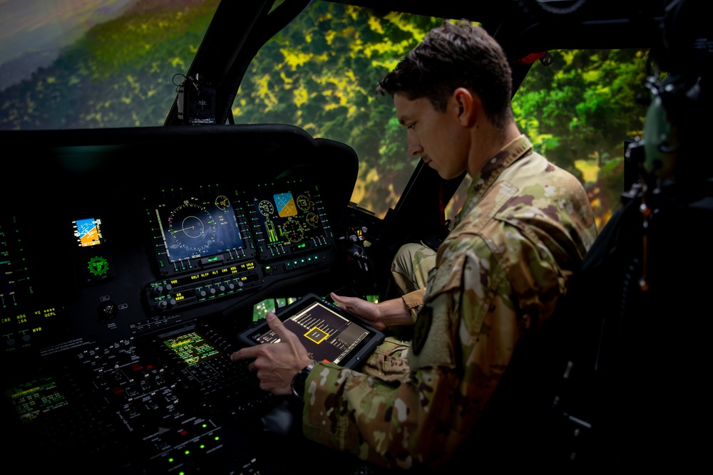 25th CAB UH-60 Blackhawk Pilots Train in Flight Simulator