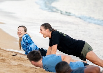 25th CAB H2F Hosts Team Building Workout at Hale’iwa Ali’i Beach Park