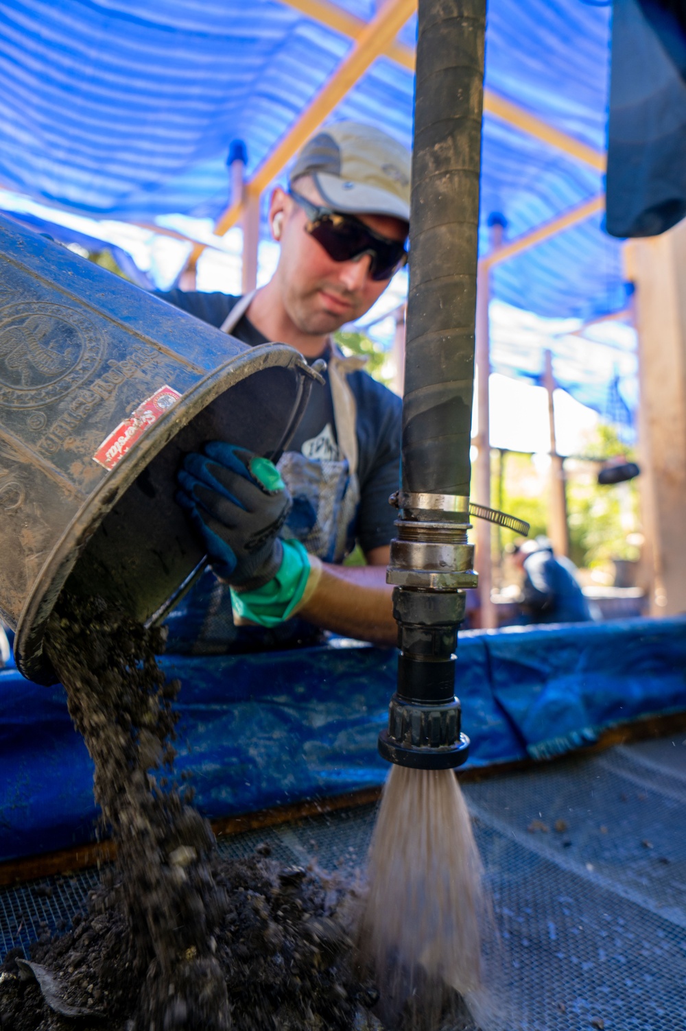 25-1 DE meets 25-11 DE: two are better than one