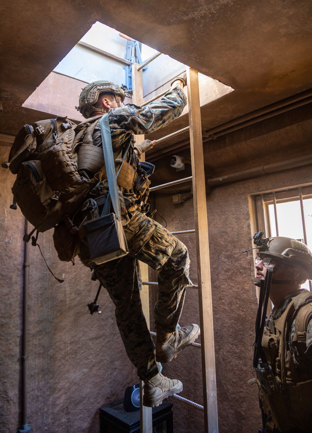 Marines with SOI-W Detachment Hawaii AIMC sharpen their combat skills at Marine Corps Training Area Bellows
