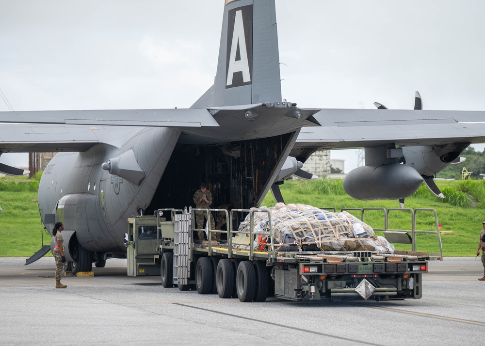 94th Airlift Wing Airmen Assist Aeromedical Evacuation training during REFORPAC
