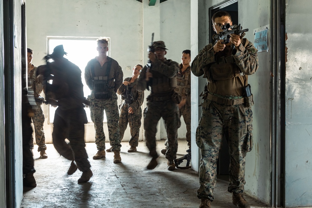 Super Garuda Shield 25: U.S., Dutch, Japanese forces conduct close quarter battle drills