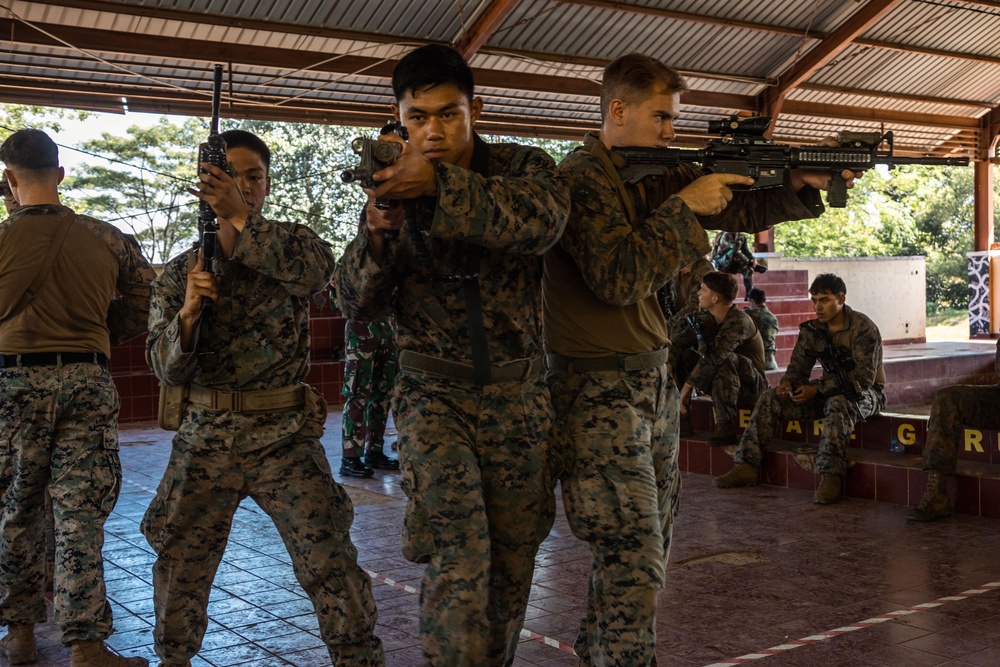 Super Garuda Shield 25: U.S., Dutch, Japanese forces conduct close quarter battle drills