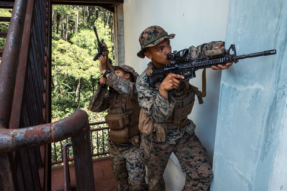 Super Garuda Shield 25: U.S., Dutch, Japanese forces conduct close quarter battle drills