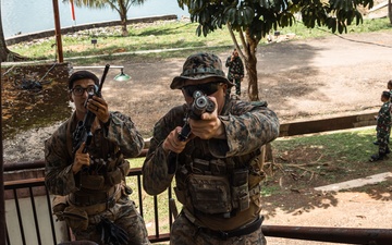 Super Garuda Shield 25: U.S., Dutch, Japanese forces conduct close quarter battle drills