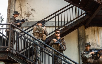 Super Garuda Shield 25: U.S., Dutch, Japanese forces conduct close quarter battle drills