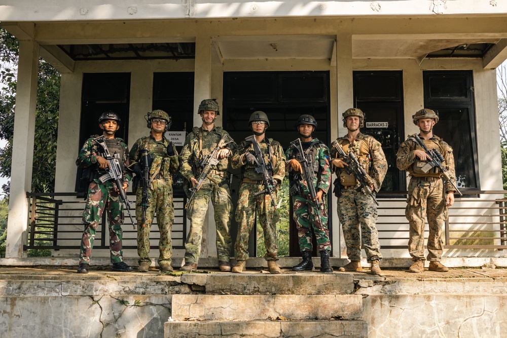 Super Garuda Shield 25: U.S., Dutch, Japanese forces conduct close quarter battle drills