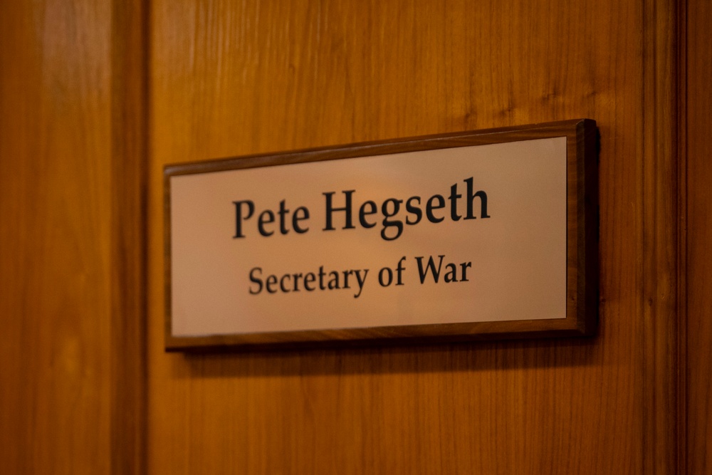 Department of War Plaques Change