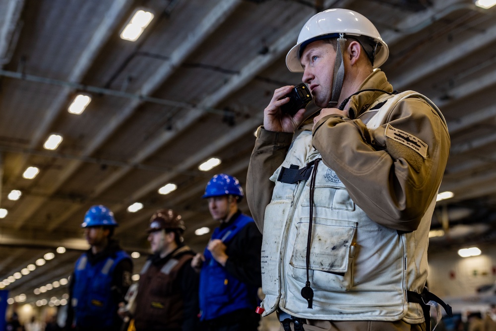 USS Gerald R. Ford (CVN 78) Conducts a Replenishment-at-Sea