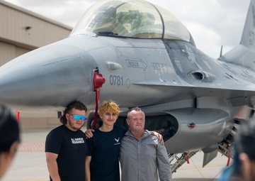 Team Holloman welcomes public at Ace of Races Marathon &amp; Community Connections Day