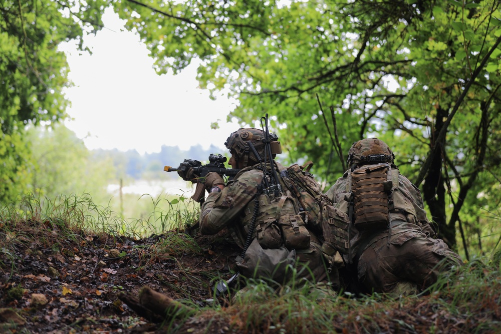 Grizzly Attack at Saber Junction 25