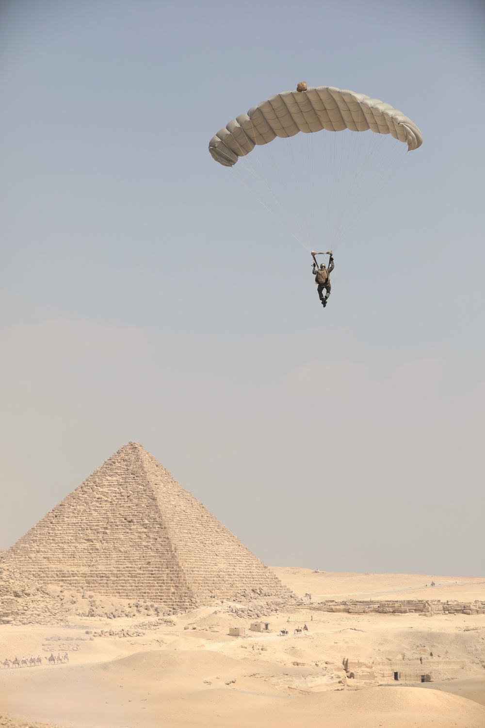 BRIGHT STAR 25: Military Free Fall over The Great Pyramids of Giza