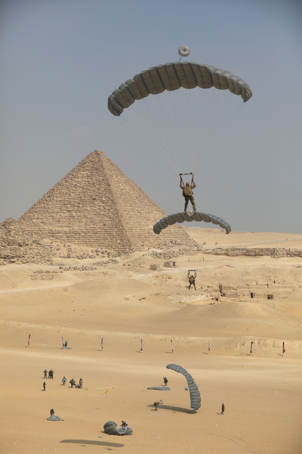 BRIGHT STAR 25: Military Free Fall over The Great Pyramids of Giza