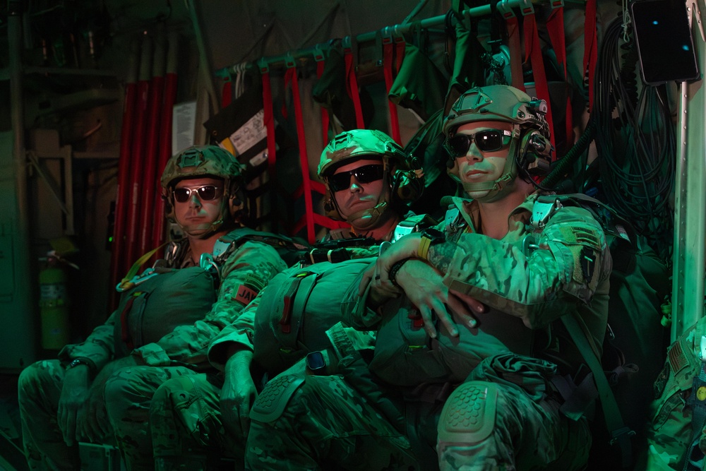 U.S. and Cyprus militaries conduct airborne training together during BRIGHT STAR 25