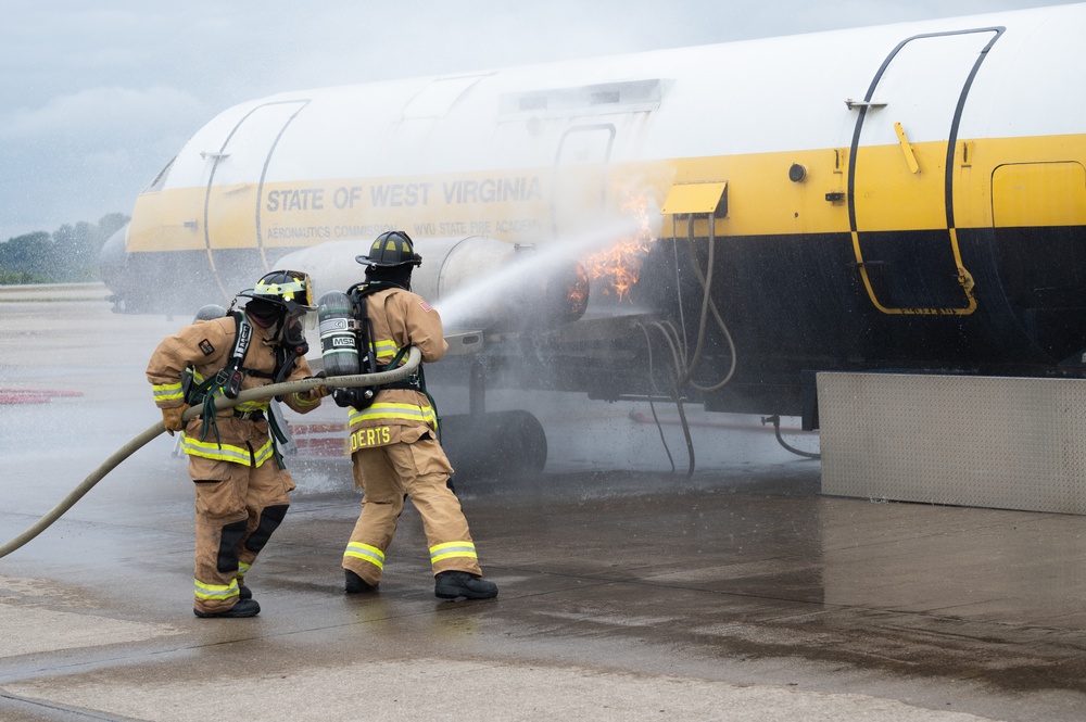 130th Firefighters perform fire training