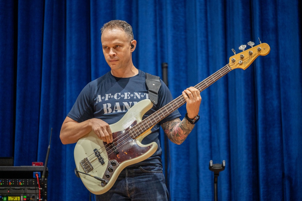 AFCENT Band visits the 386th AEW