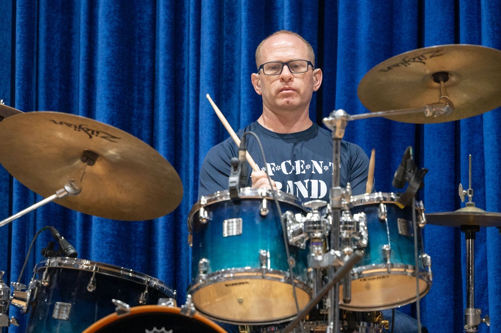 AFCENT Band visits the 386th AEW