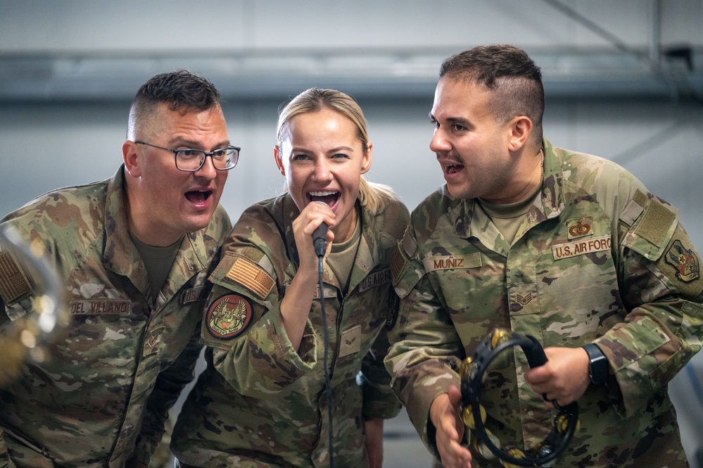AFCENT Band visits the 386th AEW