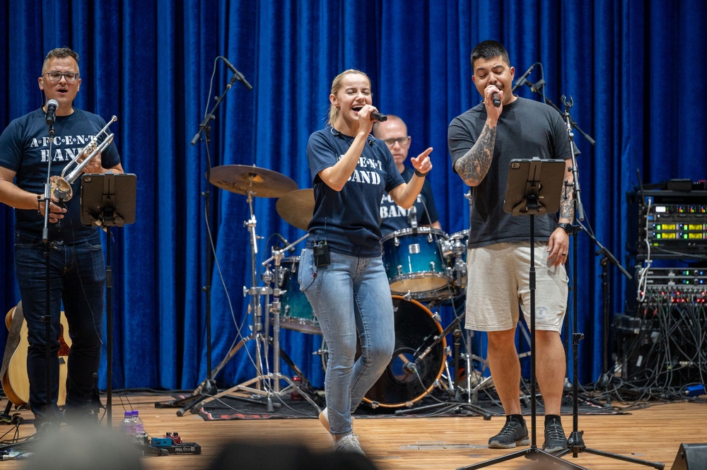 AFCENT Band visits the 386th AEW
