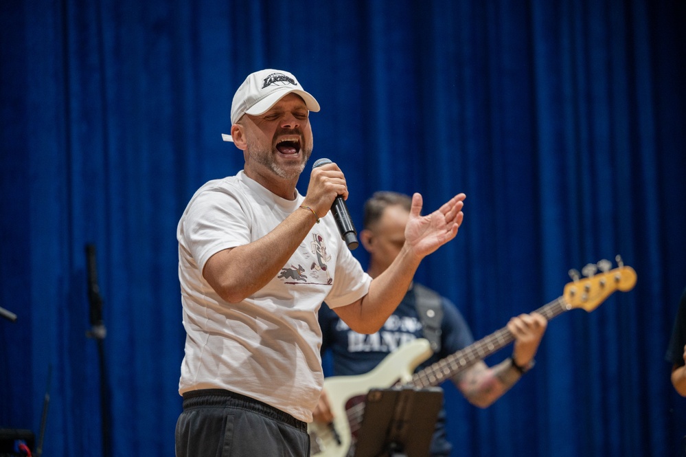 AFCENT Band visits the 386th AEW