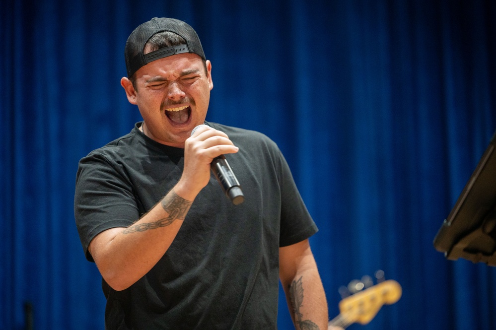AFCENT Band visits the 386th AEW
