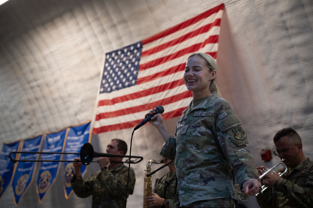 AFCENT Band visits the 386th AEW