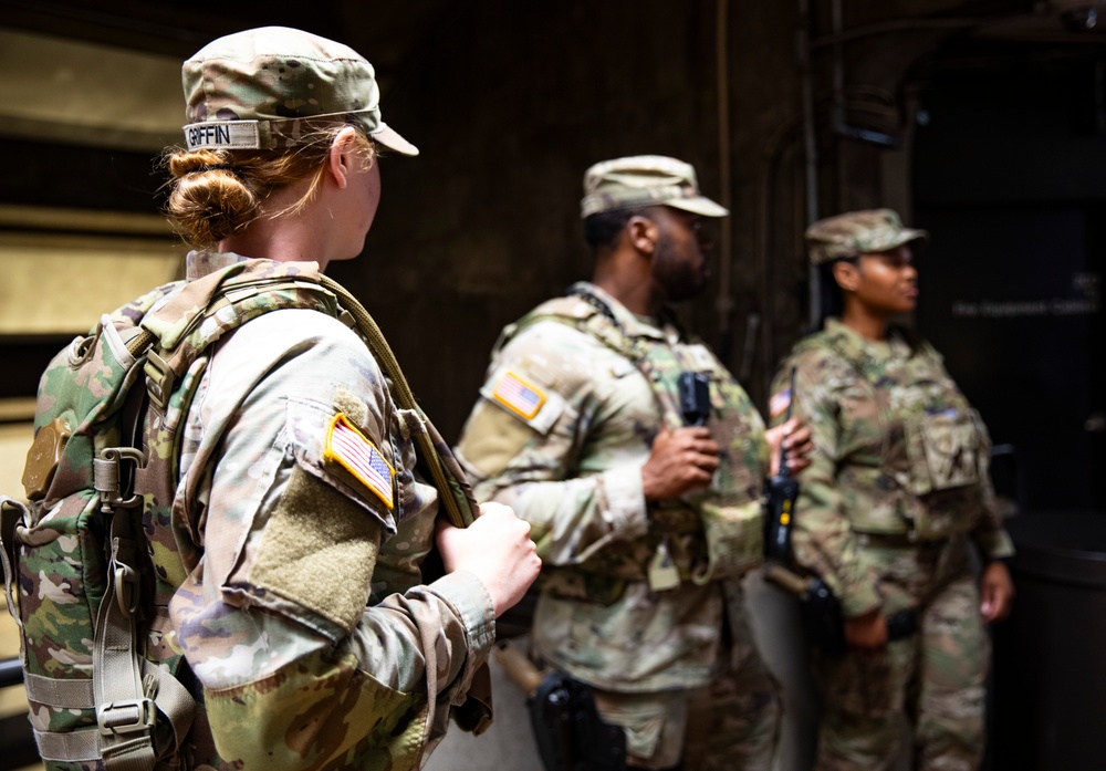 U.S. Soldiers with the 112th Military Police Battalion, MS National Guard, Patrol at the Gallery Metro