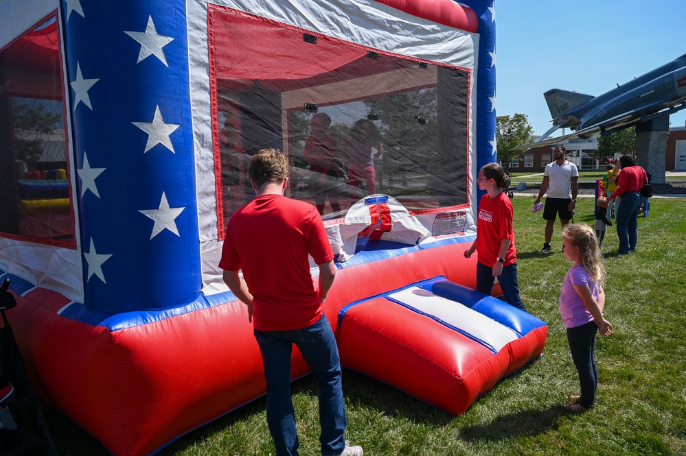 155th Air Refueling Wing Airmen strengthen bonds during Family Day 2025
