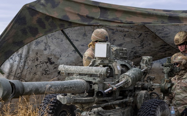 U.S., Indian Armies exchange artillery best practices during Yudh Abhyas 2025 in Alaska