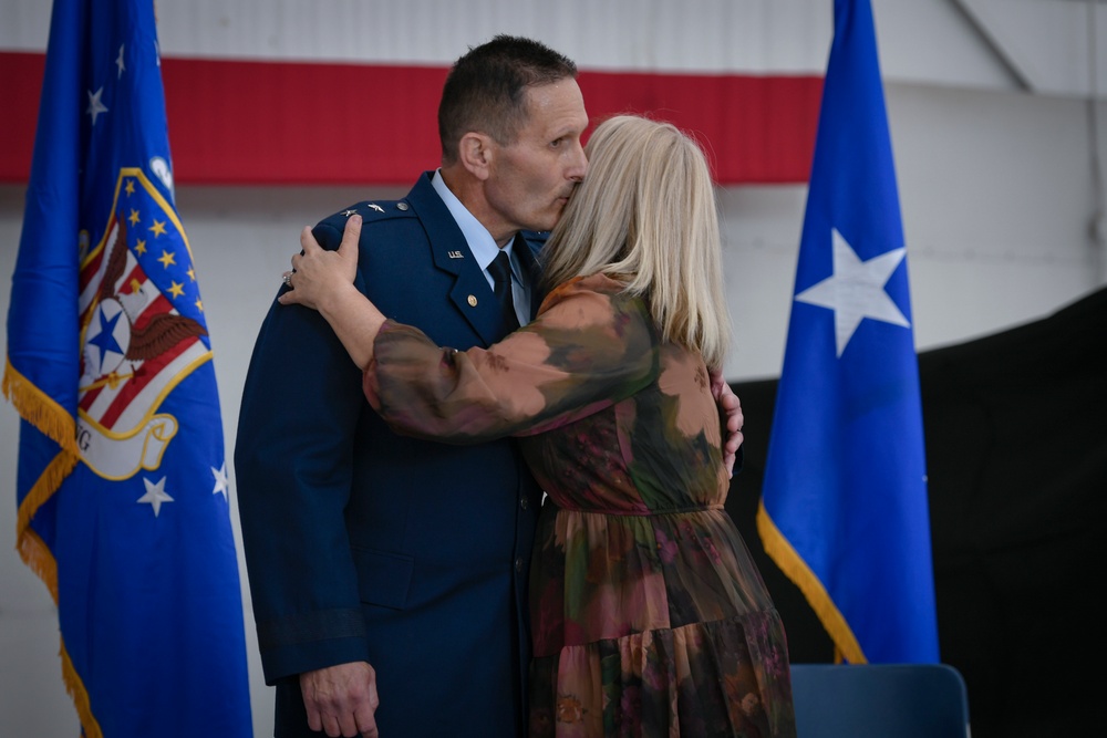 Major General Teff retires with 3 decades of service