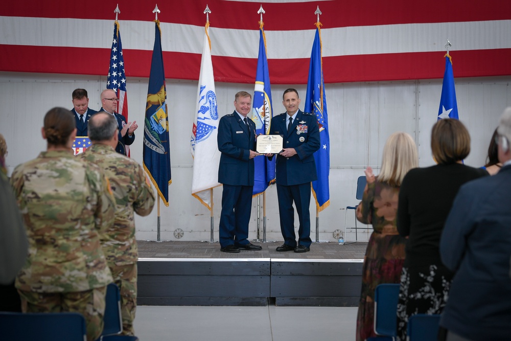 Major General Teff retires with 3 decades of service