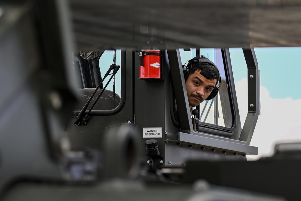 76th Port Dawgs execute skills for the fight