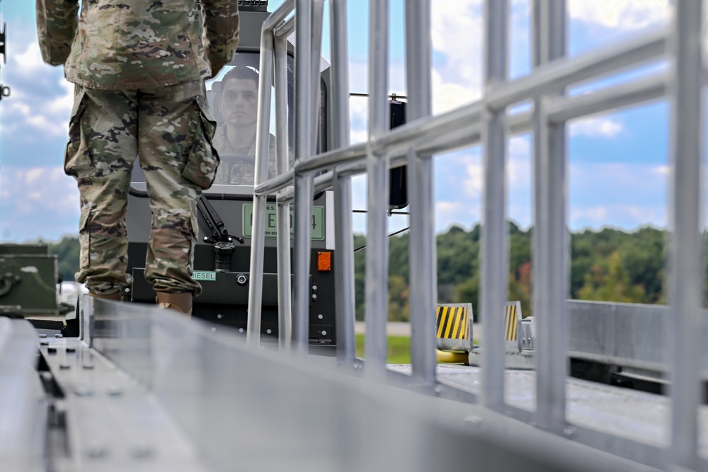 76th Port Dawgs execute skills for the fight