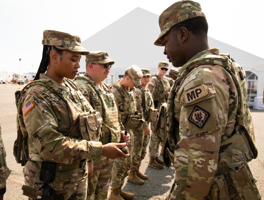 U.S. Soldiers with the 112th Military Police Battalion, Mississippi National Guard, Prepare to Patrol the Gallery Metro