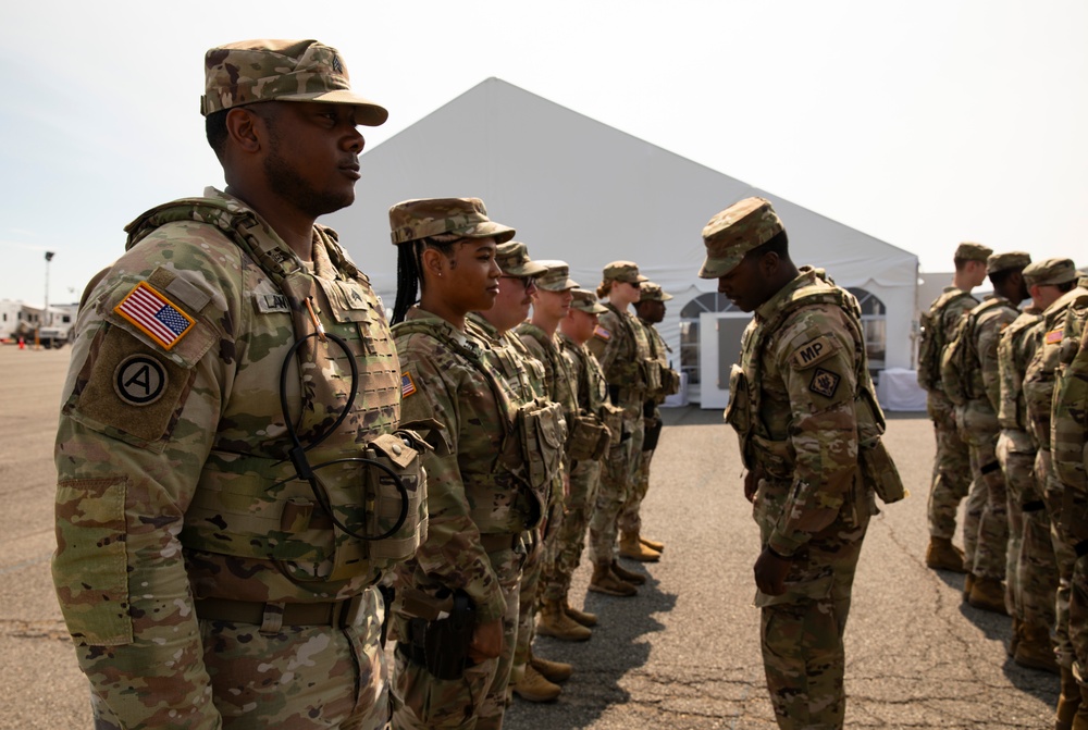 U.S. Soldiers with the 112th Military Police Battalion, Mississippi National Guard, Prepare to Patrol the Gallery Metro