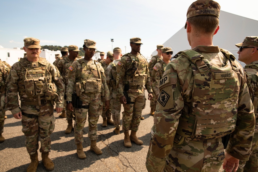 U.S. Soldiers with the 112th Military Police Battalion, Mississippi National Guard, Prepare to Patrol the Gallery Metro