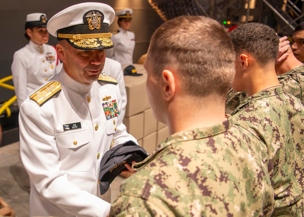 VCNO Adm. Jim Kilby Attaneds Capping Ceremony at Bootcamp