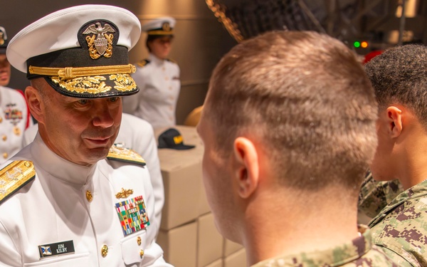 VCNO Adm. Jim Kilby Attaneds Capping Ceremony at Bootcamp