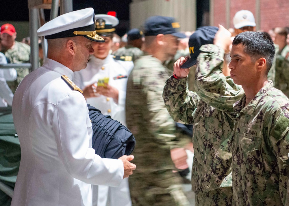 VCNO Adm. Jim Kilby Attends Capping Ceremony at Bootcamp